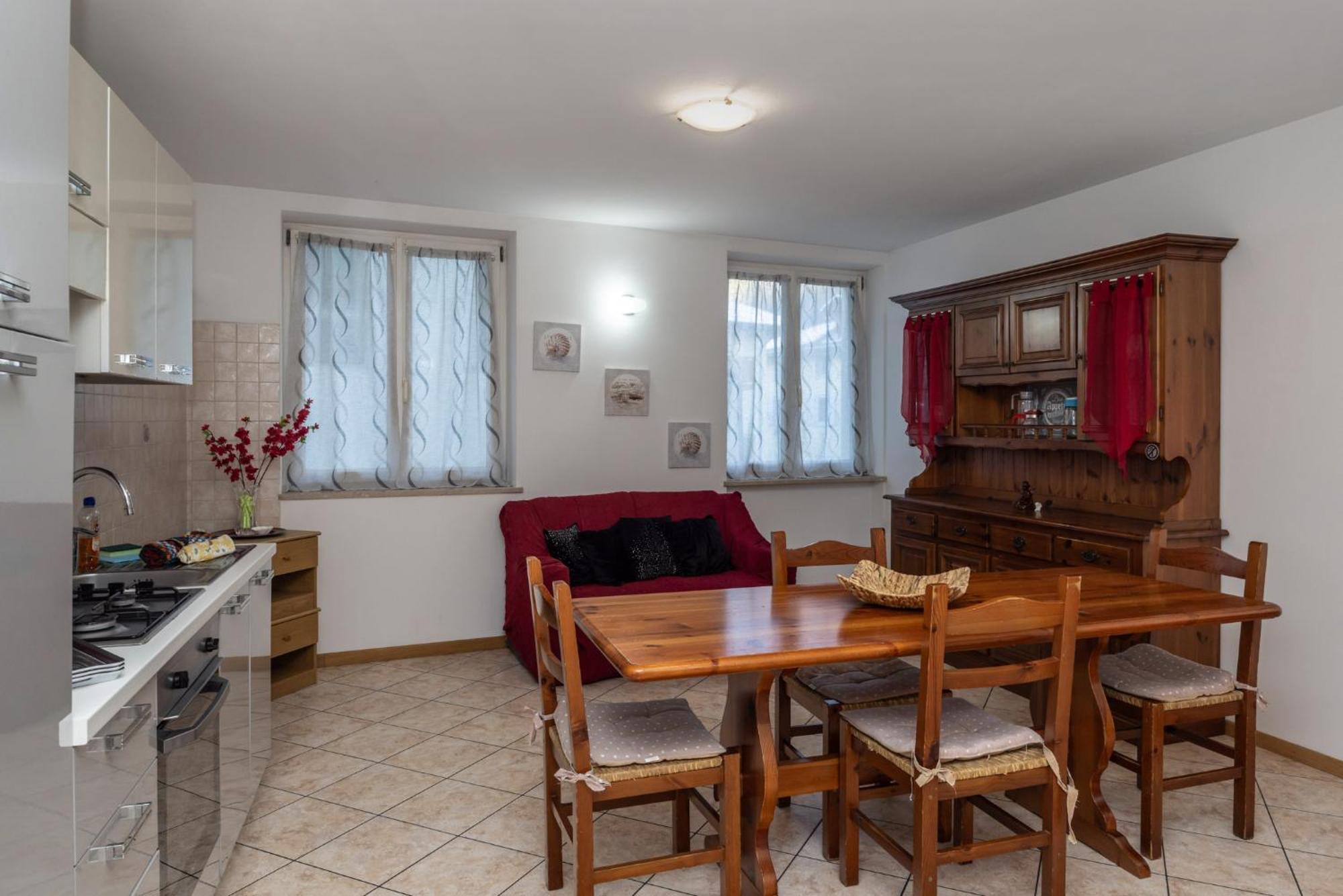 דירות Malè Casa Stablum מראה חיצוני תמונה